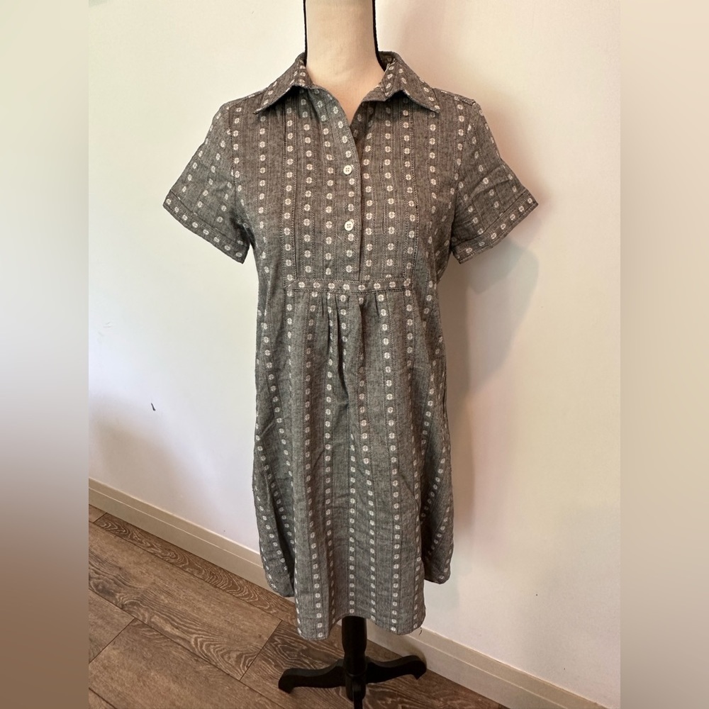 Max Studio XS Shift Dress Grey Patterned V Neck Collared Button NWOT